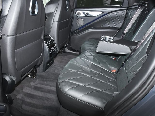 2023 BMW XM Base - 22934965 - 70