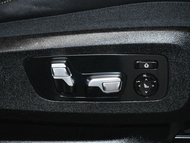 2023 BMW XM Base - 22968760 - 67