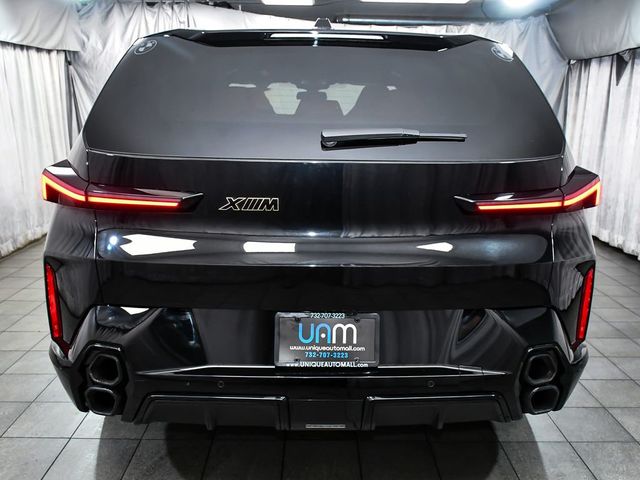 2023 BMW XM -'s photo