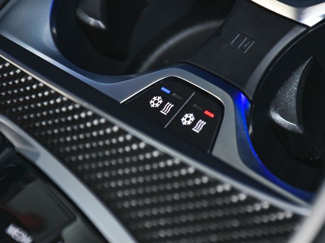 2023 BMW XM Base - 23063414 - 70