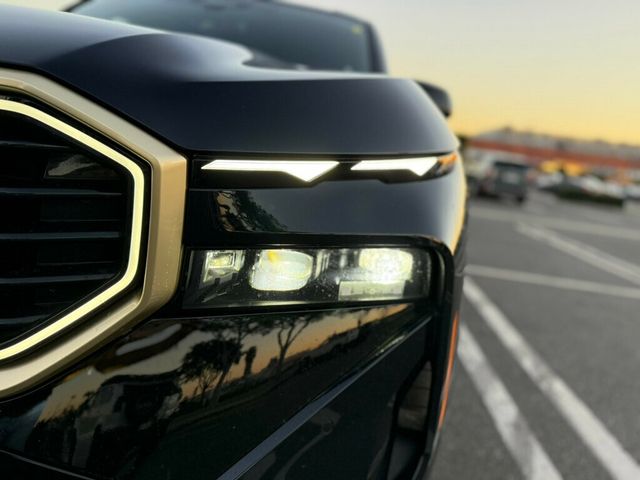 2023 BMW XM Sports Activity Vehicle - 22956725 - 23