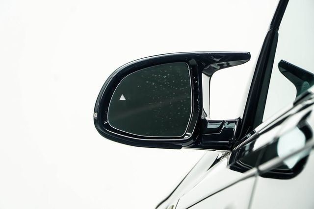 2023 BMW XM Sports Activity Vehicle - 23070921 - 21