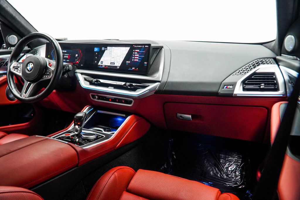 BMW XM photo 23