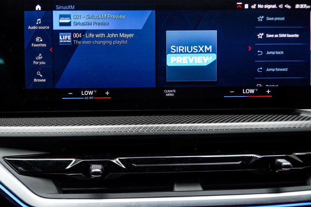 BMW XM photo 33