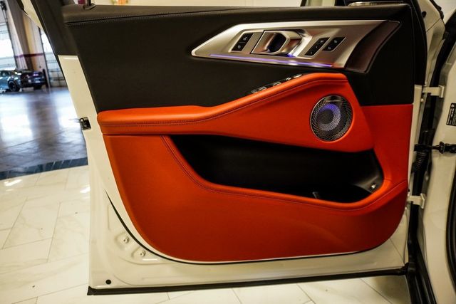 2023 BMW XM Sports Activity Vehicle - 22955504 - 24