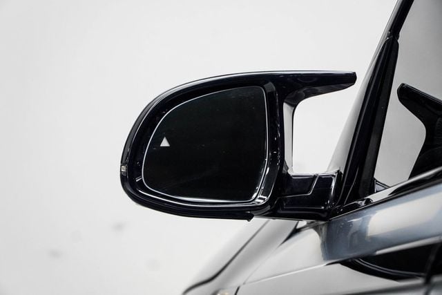 2023 BMW XM Sports Activity Vehicle - 22998162 - 17