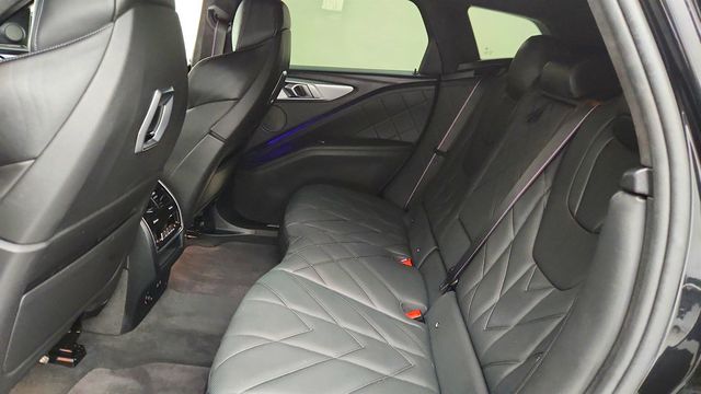 2023 BMW XM Sports Activity Vehicle with M Driver's Package - 22968507 - 26