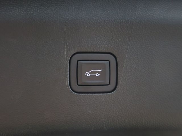 2023 Buick Enclave FWD 4dr Essence - 23050627 - 19