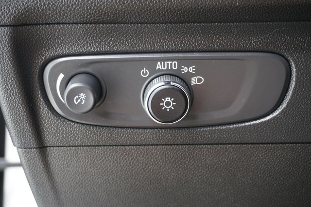 2023 Buick Envision FWD 4dr Essence - 23035311 - 24