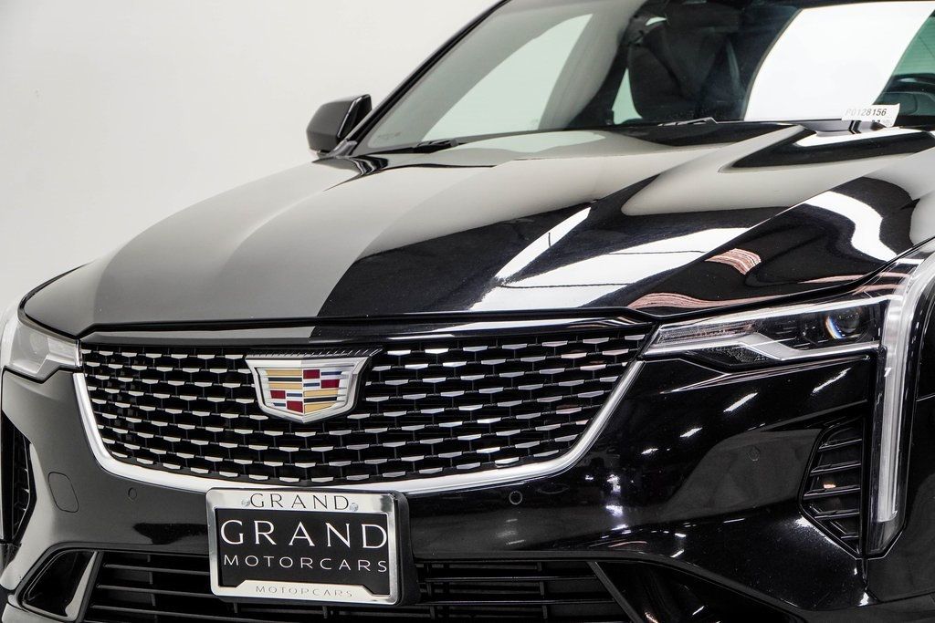 2023 Cadillac CT4 Premium Luxury photo 2