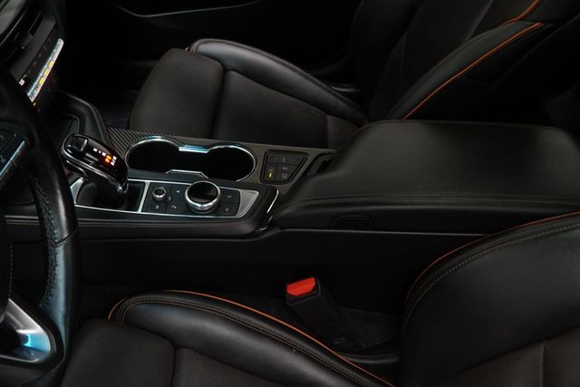 2023 Cadillac CT4-V 4dr Sedan - 23009359 - 16