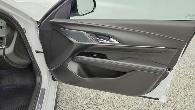 2023 Cadillac CT4-V Blackwing w/ 10-Speed Auto, Data Recorder & Tech Bronze Wheels - 23100503 - 26