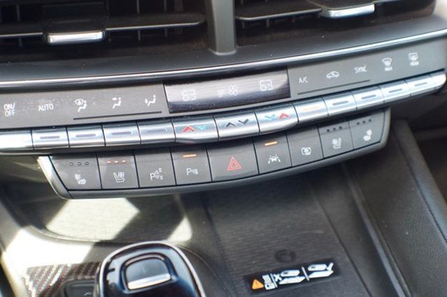 2023 Cadillac CT5-V CT5-V/PremiumPkg/HeadsUpDisplay/ClimatePkg/BlindZoneAlert/NAV - 23004880 - 32