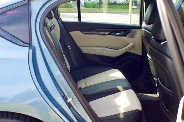 2023 Cadillac CT5-V CT5-V/PremiumPkg/HeadsUpDisplay/ClimatePkg/BlindZoneAlert/NAV - 23004880 - 52