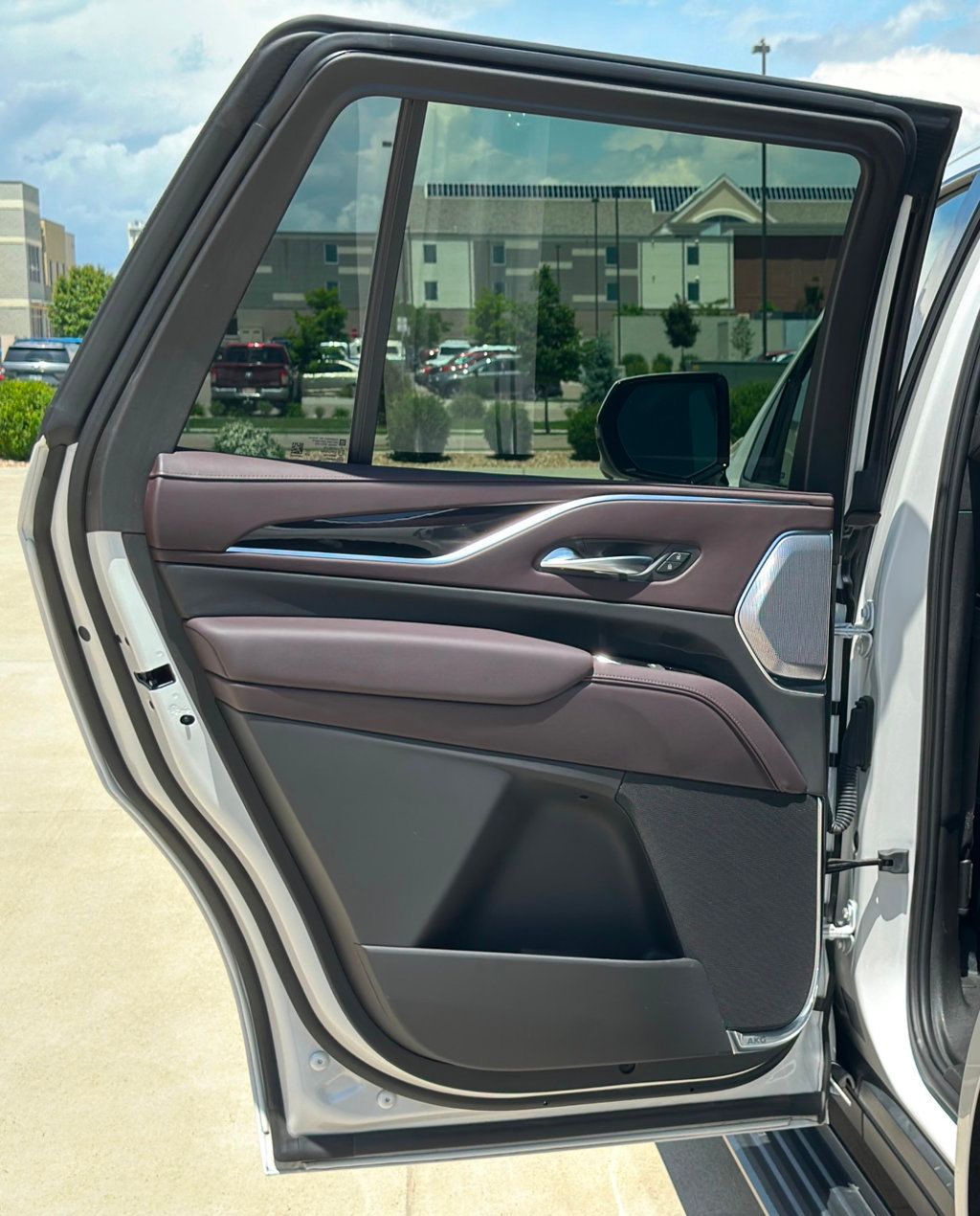 2023 Cadillac Escalade Sport Platinum photo 11