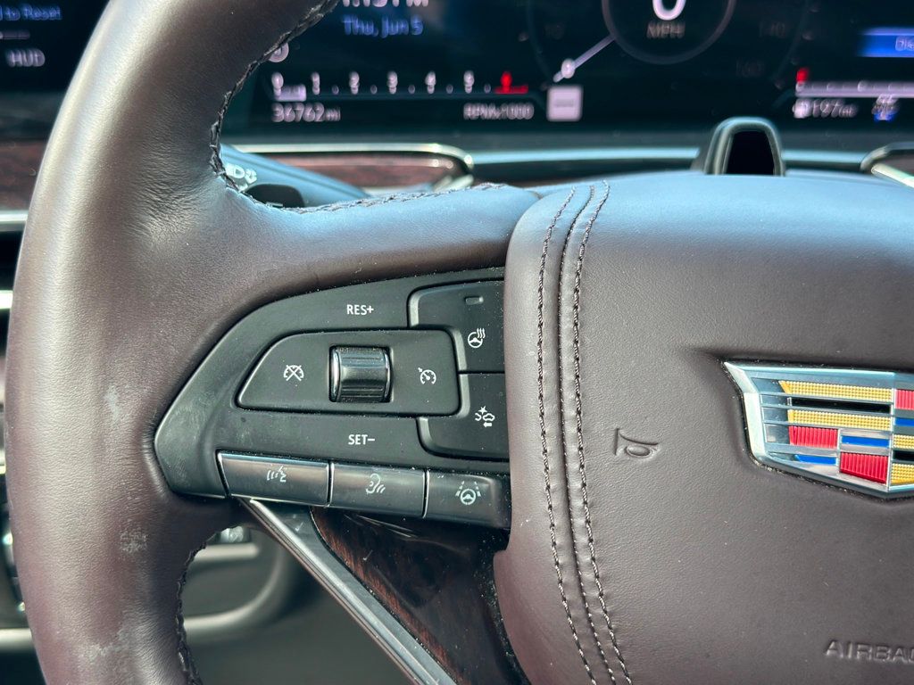 2023 Cadillac Escalade Sport Platinum photo 23