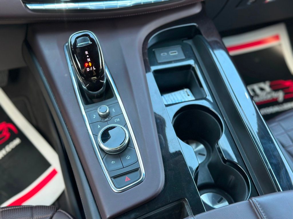 2023 Cadillac Escalade Sport Platinum photo 29