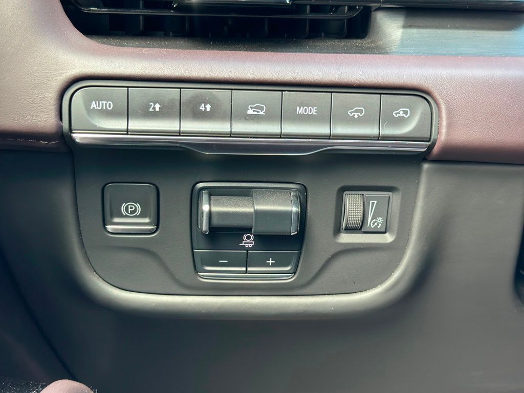 2023 Cadillac Escalade Sport Platinum photo 31