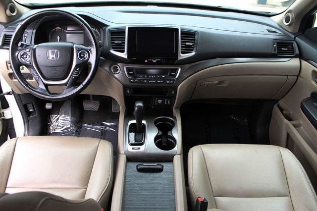 2023 Cadillac Escalade 2WD 4dr Premium Luxury Platinum - 22830628 - 3