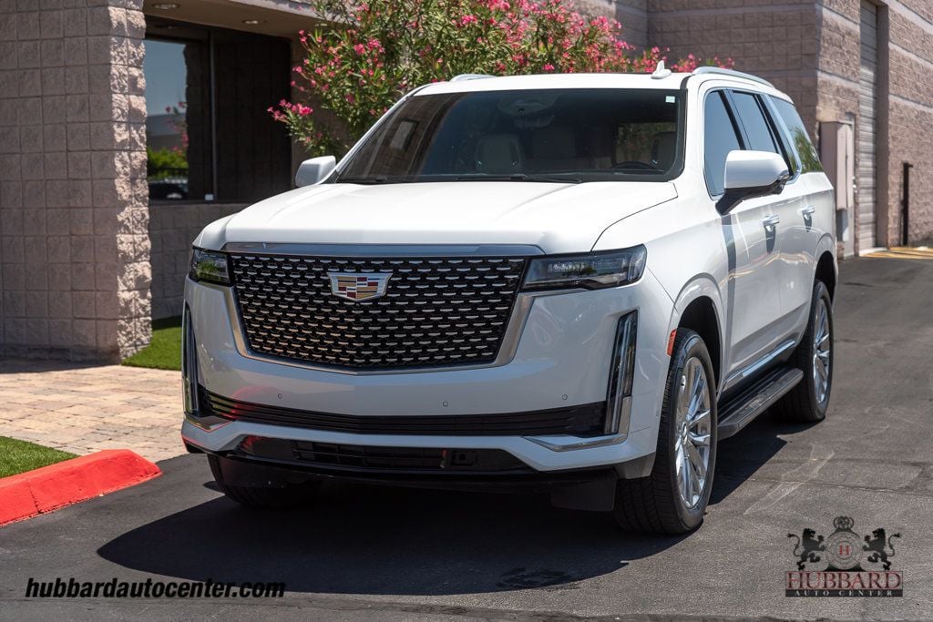 2023 Cadillac Escalade Premium Luxury photo 10
