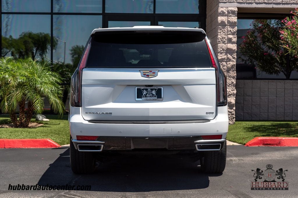 2023 Cadillac Escalade Premium Luxury photo 6