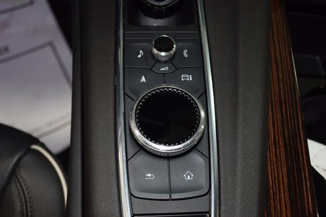 2023 Cadillac Escalade 4WD 4dr Premium Luxury - 22870193 - 32