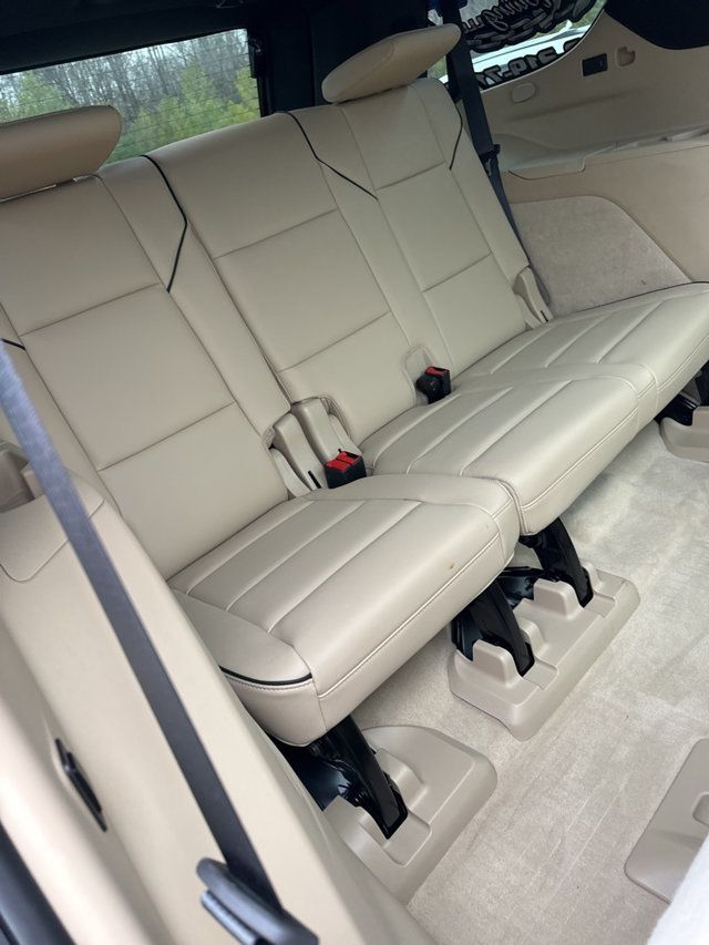 2023 Cadillac Escalade 4WD 4dr Premium Luxury - 22956242 - 8
