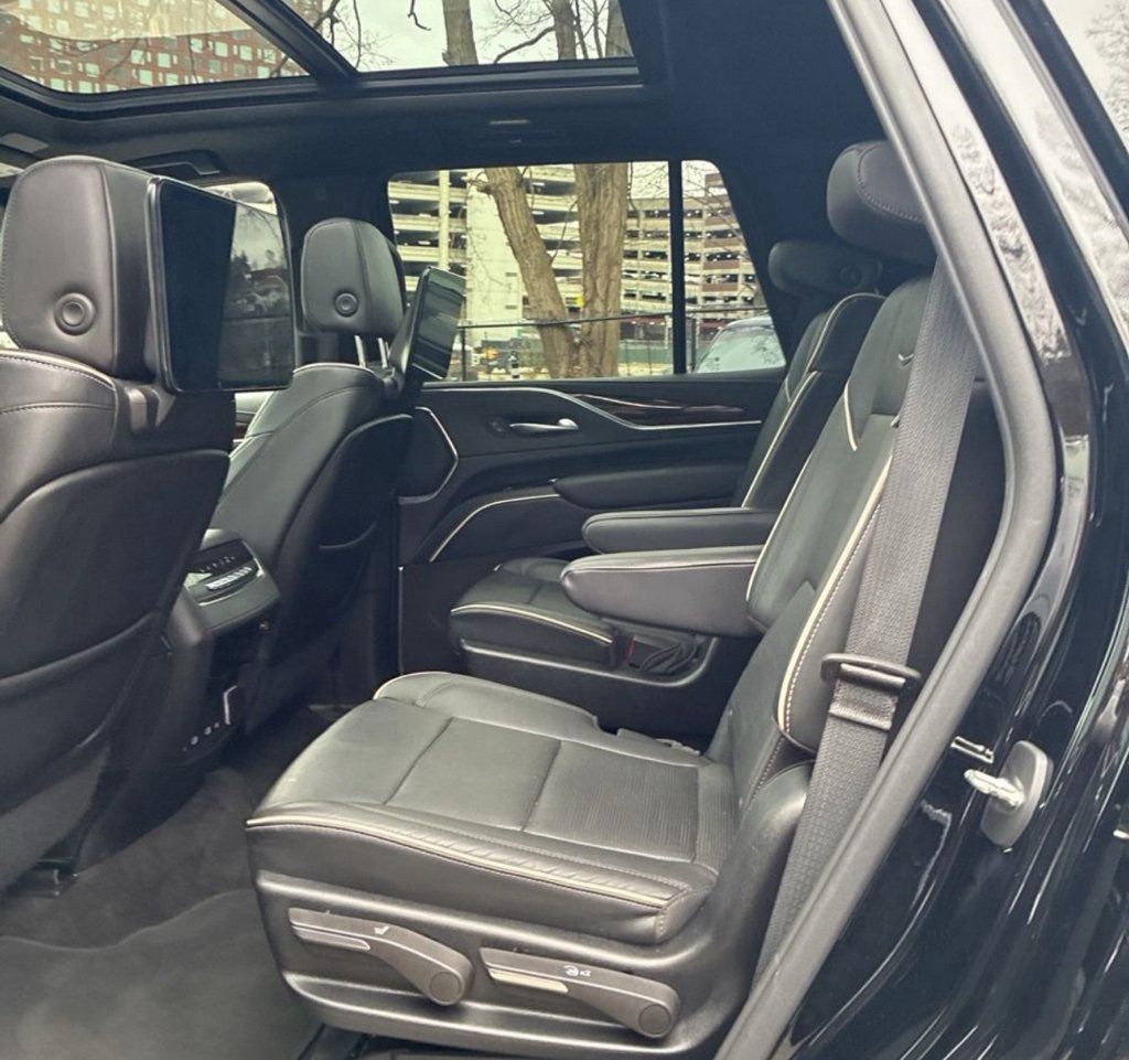 2023 Cadillac Escalade 4WD 4dr Premium Luxury - 22957331 - 16