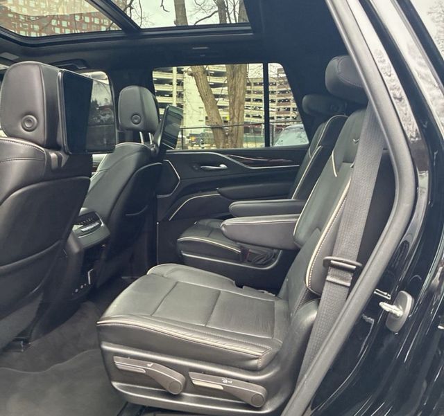 2023 Cadillac Escalade 4WD 4dr Premium Luxury - 22957331 - 16