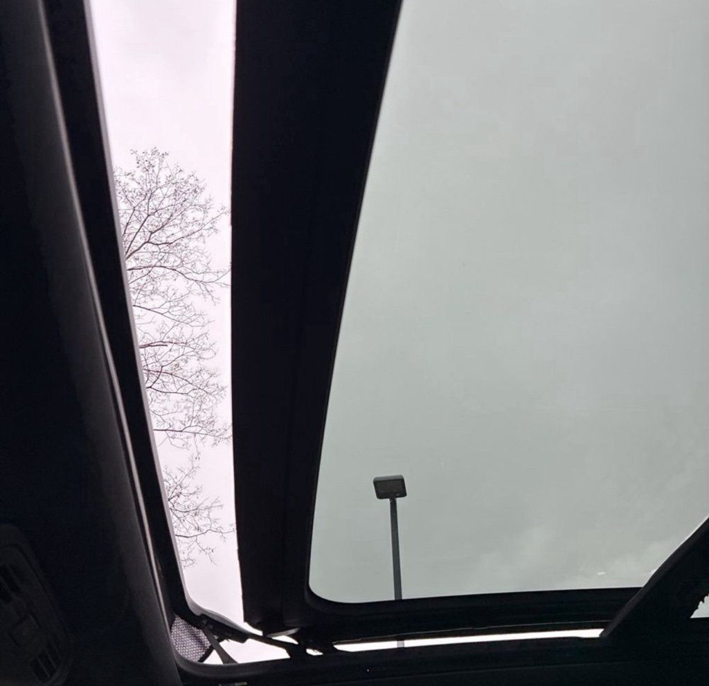 2023 Cadillac Escalade 4WD 4dr Premium Luxury - 22957331 - 18