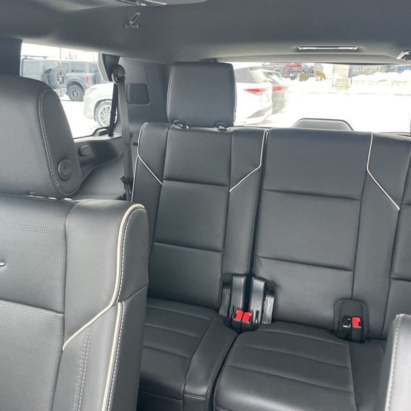 2023 Cadillac Escalade 4WD 4dr Premium Luxury - 22981691 - 16