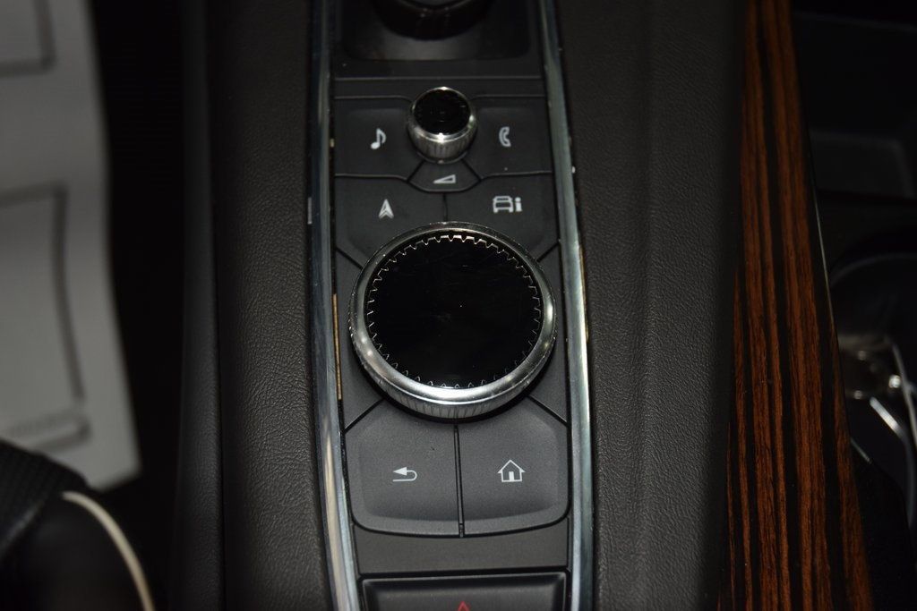 2023 Cadillac Escalade 4WD 4dr Premium Luxury - 22981691 - 35