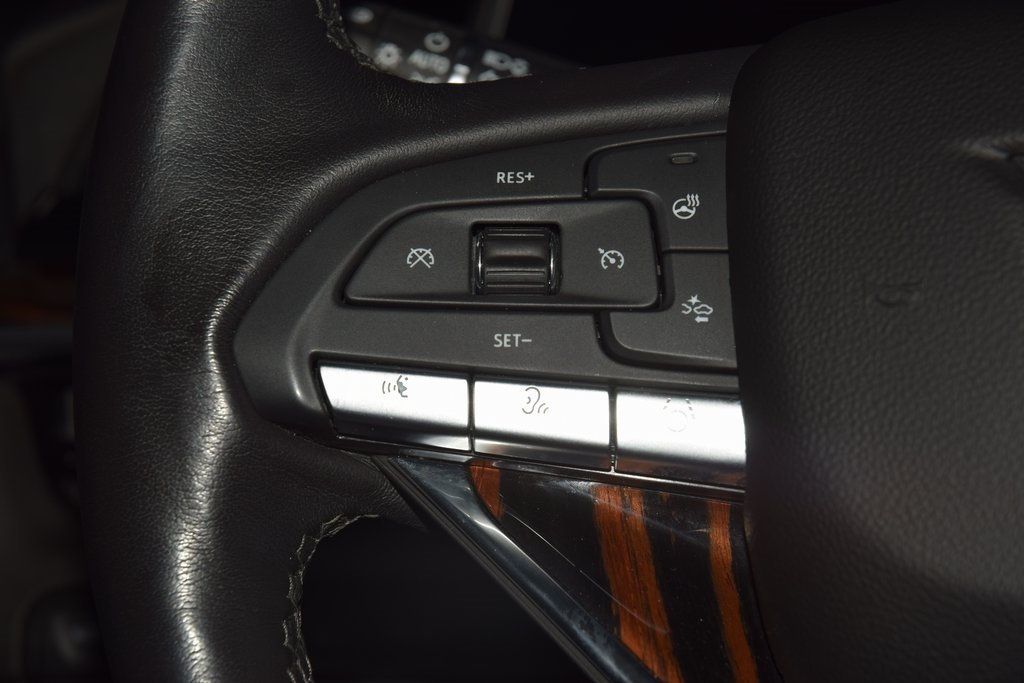 2023 Cadillac Escalade 4WD 4dr Premium Luxury - 22981691 - 38