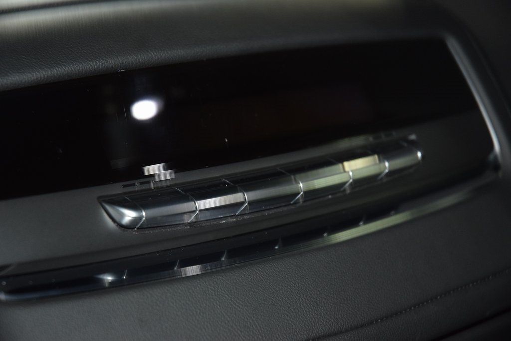 2023 Cadillac Escalade 4WD 4dr Premium Luxury - 22981691 - 44