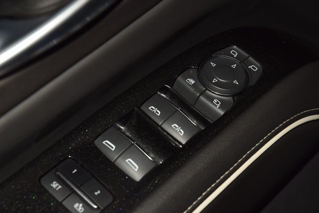 2023 Cadillac Escalade 4WD 4dr Premium Luxury - 22981691 - 50