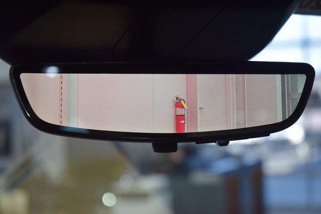 2023 Cadillac Escalade 4WD 4dr Premium Luxury - 22981691 - 53