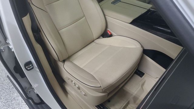 2023 Cadillac Escalade 4WD 4dr Premium Luxury - 22997612 - 18