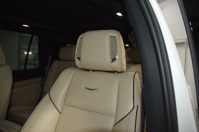 2023 Cadillac Escalade 4WD 4dr Premium Luxury - 22997612 - 41