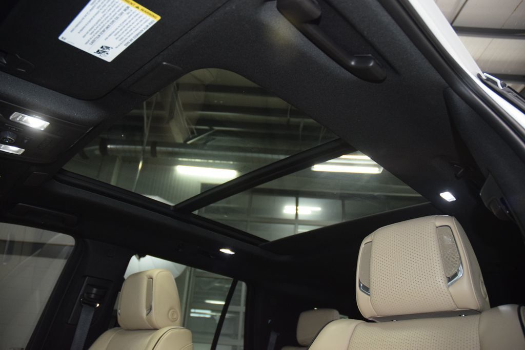 2023 Cadillac Escalade 4WD 4dr Premium Luxury - 22997612 - 49