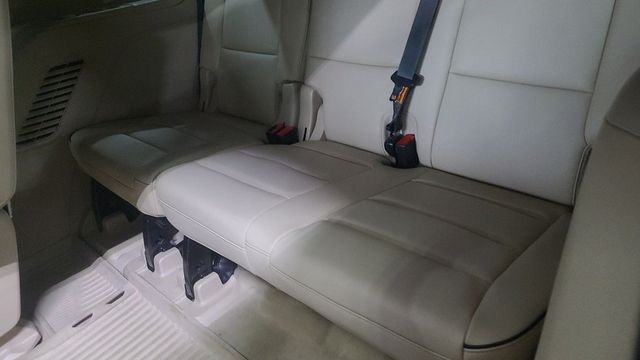 2023 Cadillac Escalade 4WD 4dr Premium Luxury - 22997612 - 6