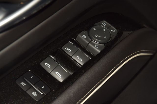 2023 Cadillac Escalade 4WD 4dr Premium Luxury - 23021313 - 47
