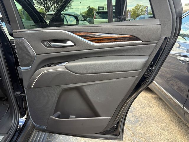 2023 Cadillac Escalade 4WD 4dr Premium Luxury - 23025941 - 11