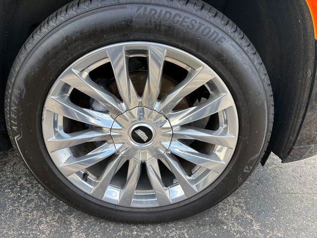 2023 Cadillac Escalade 4WD 4dr Premium Luxury - 23025941 - 26