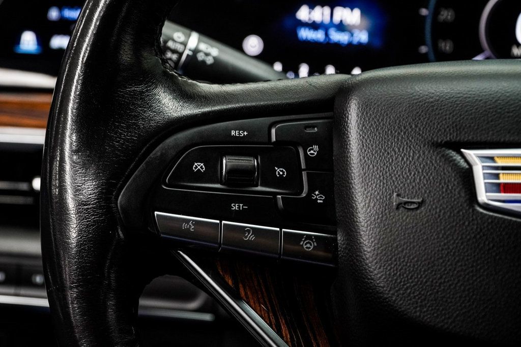 2023 Cadillac Escalade Premium Luxury photo 27
