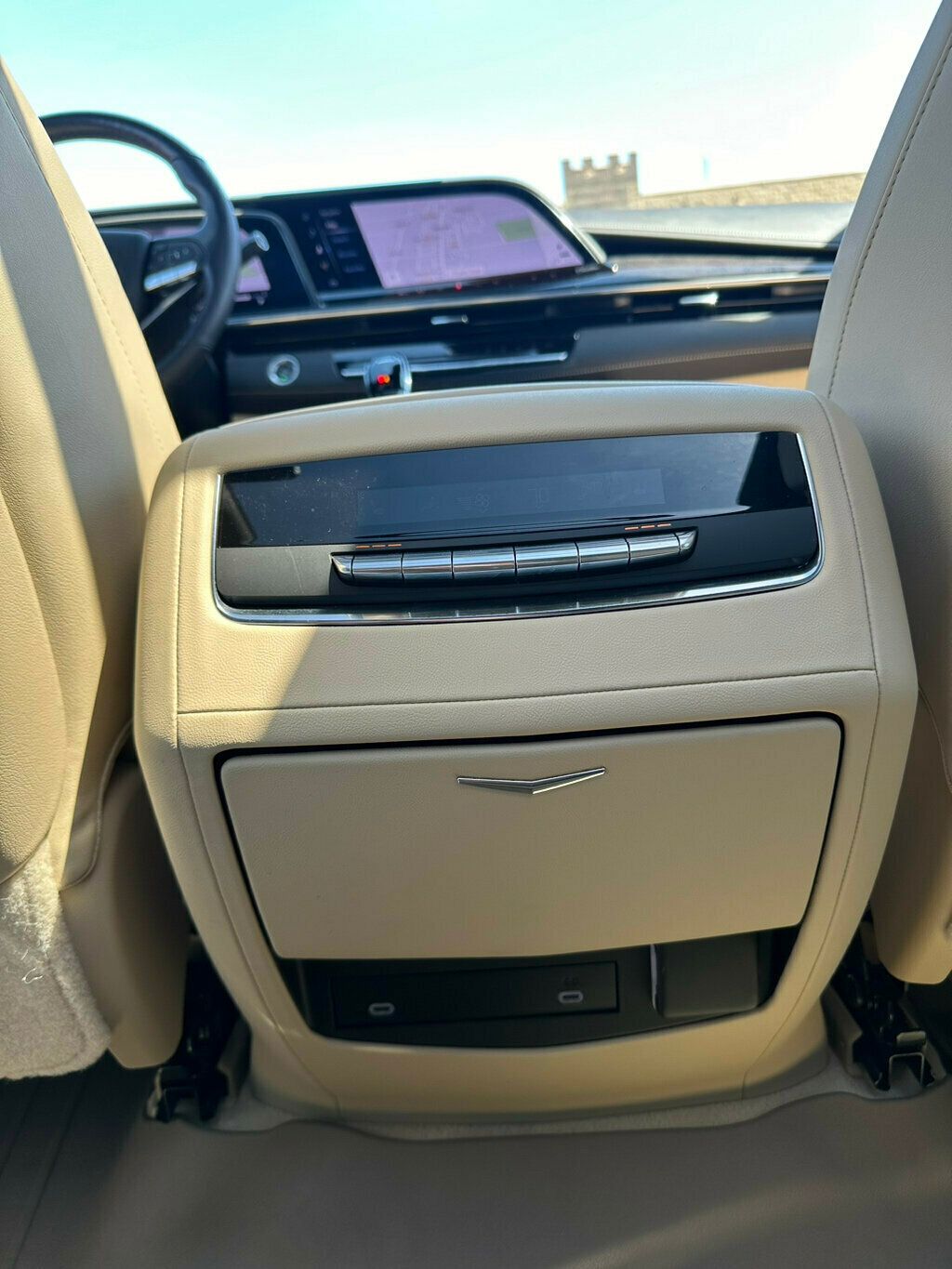 2023 Cadillac Escalade 4WD 4dr Premium Luxury - 22401579 - 51