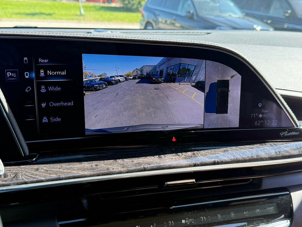 2023 Cadillac Escalade 4WD 4dr Premium Luxury - 23096302 - 3