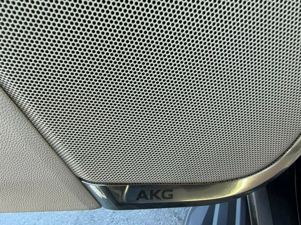 2023 Cadillac Escalade 4WD 4dr Premium Luxury - 23096302 - 40