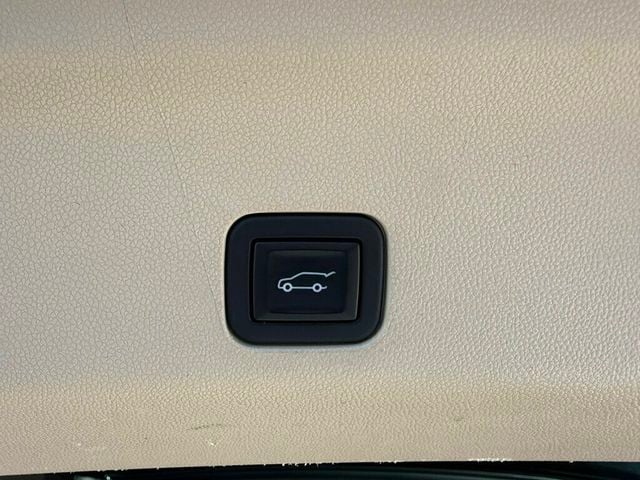 2023 Cadillac Escalade 4WD 4dr Premium Luxury - 23096302 - 43