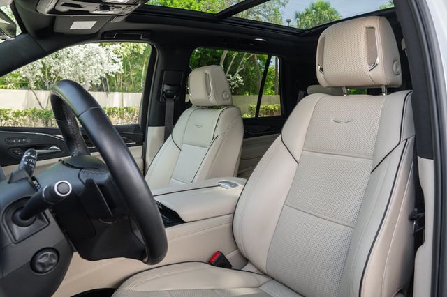 2023 Cadillac Escalade 4WD 4dr Premium Luxury - 23014380 - 12