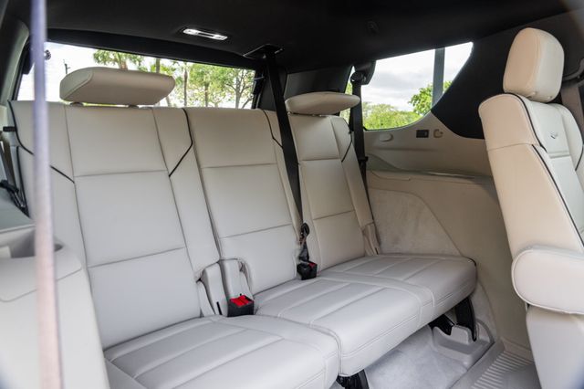 2023 Cadillac Escalade 4WD 4dr Premium Luxury - 23014380 - 23